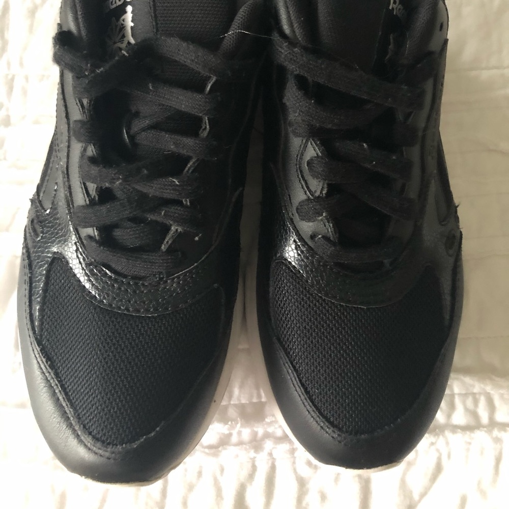 Reebok Classic Hexalite Running Shoe